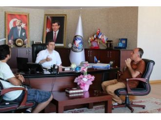 Akçakoca Pop Müzik Grubu Başkan Yemenici’ye Teşekkür Ziyaretinde Bulundu