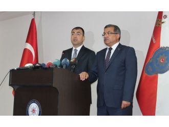 İzmir Valisinden Terör Olaylarına İlişkin Açıklama