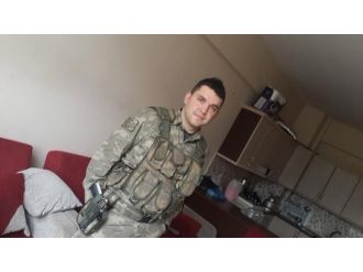 Şehit Asker Babasıyla Konuşurken Vurulmuş