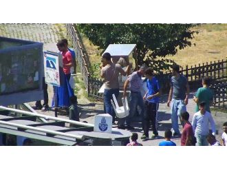 Denetim Yapan Zabıta Ekiplerine Bıçaklı Saldırı