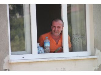 6 Yıl 8 Ay Hapis Cezası Alınca Eylem Yaptı