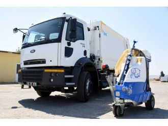 Aliağa Belediyesi’ne Yeni Temizlik Araçları