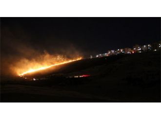 Başkent’te Gece, Yangınlarla Aydınlandı