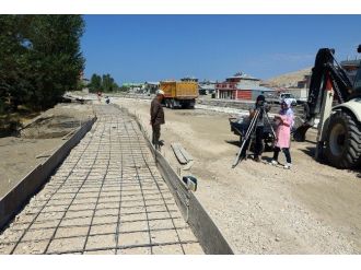 Akköprü Parkı’nda Peyzaj Çalışması