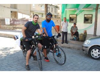 Trakya Macerasına Çıkan İki Arkadaş Malkara’da Dinlendi