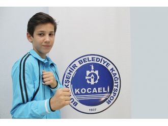 Kağıtsporlu Şentürk, Dünya Tekvando Şampiyonası’nda İddialı