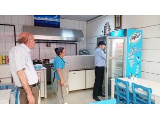 Sıcak Havalarda Gıda Ürünleri Tüketimine Dikkat