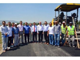 Kütahya’nın Mahallelerine Kaliteli Asfalt