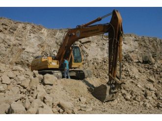 Büyükşehir’den Yumurtalık’a Neşter