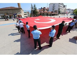 Bolu’dan Sarıkamış’a 96 M2 Dev Türk Bayrağı Gönderildi