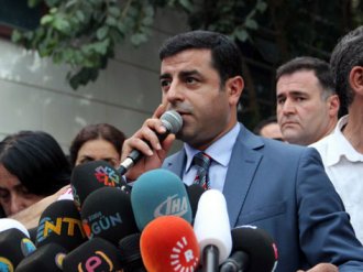 Demirtaş Çark Etti