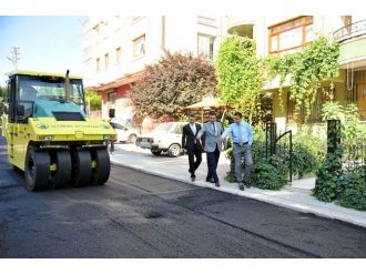 Başkan Tiryaki Asfalt Çalışmalarının Başında