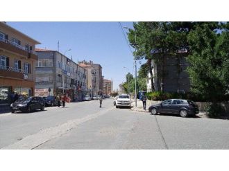 İlçe Belediye Başkanı’ndan Eski Kaymakama Jest