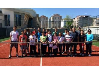 Adıyamanlı Tenisçiler Türkiye Şampiyonasına Hazır