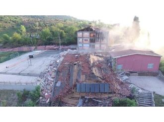 Heyelan Dehşeti Havadan Görüntülendi