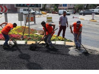 Küçükçekmece’ye 3 Ayda 35 Bin Ton Asfalt