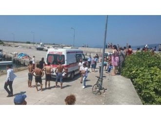 Boğulma Tehlikesi Geçiren Genç Hastaneye Kaldırıldı