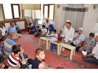 Başkan Üzülmez Görme Engelli Çocukların Kur’an Ziyafetine Katıldı