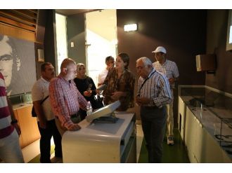 Kayseri Kocasinan Belediyesi’nin Başarılı Öğrencileri Milano’da Leonardo Da Vinci Müzesi’nde