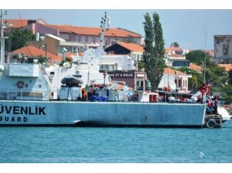 Ayvalık’ta 166 Kaçak Göçmen Yakalandı