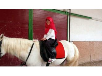 Agd Kayseri’de At Binme Ve Kaligrafi Heyecanı