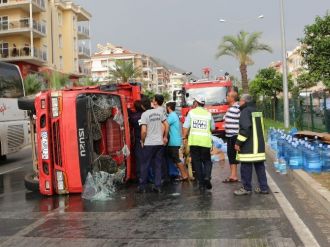 Alanya’da Yarım Saatlik Sağanak Yağış Kazalara Neden Oldu