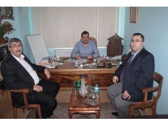 Anayol Partisi Siyasi Hayatına İlginç Taahhütlerle Başladı