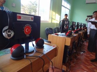 Tika Myanmar’da Kütüphane Kurdu