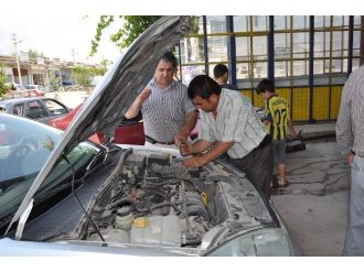 Sanayi Sitesinde İş Var, Çırak Yok