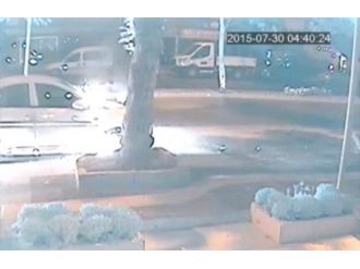 Otopark Kavgası Yüzünden Darp Edilen Kadının Şimdi De Aracı Kundaklandı