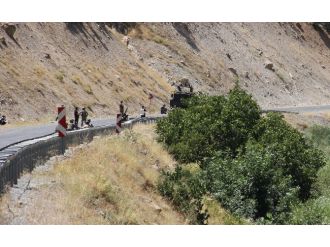 Hakkari-çukurca Kayarolunda Güvenlik Önlemleri Arttırıldı
