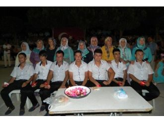 Bozyazı’da ’Kınalı Kuzular’ Askere Uğurlandı