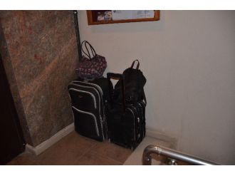 Bilecik’te Apartman Girişindeki Çantalar Polisi Alarma Geçirdi