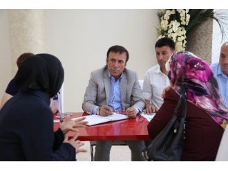 Başkan Genç, Halk Günlerinde Binlerce Kişiyle Görüştü