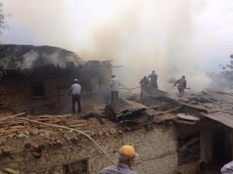 Karaman’da 2 Ev Kül Oldu