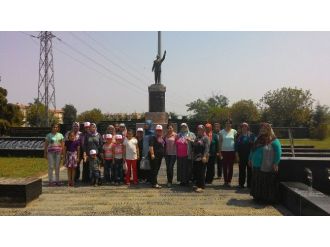 Ahmetlili Kadınlar Büyükşehir’i Gezdi