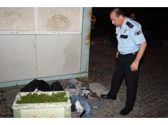 Otobüs Durağına Bırakılan Şüpheli Çanta Korkuttu