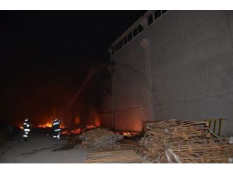 Akhisar Osb’de Yangın