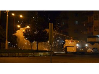 150 Kişilik İzinsiz Gösteriye Polis Engeli!