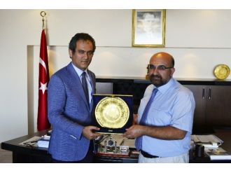 Rektör Özer, Çetinkaya’yı Makamında Kabul Etti