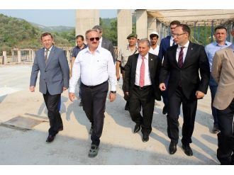 Gençlerin Yaşam Kalitelerinin Artması İçin Kamu Yatırımları Hızla Devam Ediyor