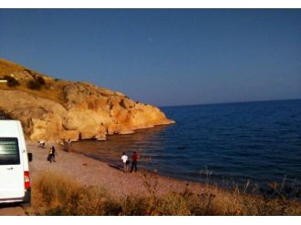 Van Gölü Sahilinde Bomba Paniği !
