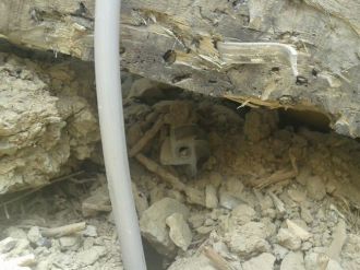 Zırhlı Araca Atılan Patlayıcı Cisim Bir Eve İsabet Etti