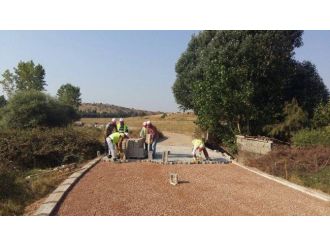 Karesi’de Yol Çalışmaları