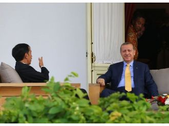 Erdoğan Ve Endonezyalı Mevkidaşı’nda Balkonda Sohbet
