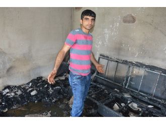 Eviyle Birlikte Hayalleri Kül Oldu