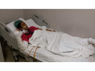 Eşi Minibüste 18 Yerinden Bıçakladı