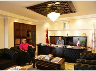 Basın İlan Kurumu Müdürü Akoğlu’ndan, Rektör Özer’e Ziyaret