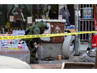 Mersin’de Şüpheli Paket Fünye İle Patlatıldı