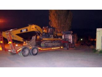 Teröristler Rehin Aldıkları 70 Yolcuyu Serbest Bıraktı, 4 Aracı Yaktı